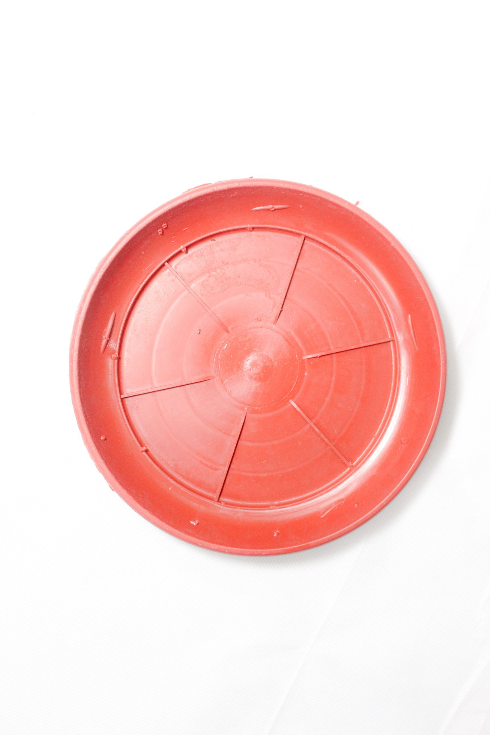 Red Plastic Pot Bottam Tray Round 8inch