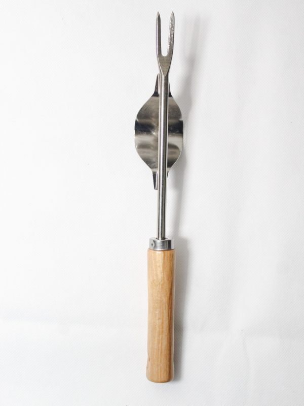 Weed Remover Stainless And Wooden Handle